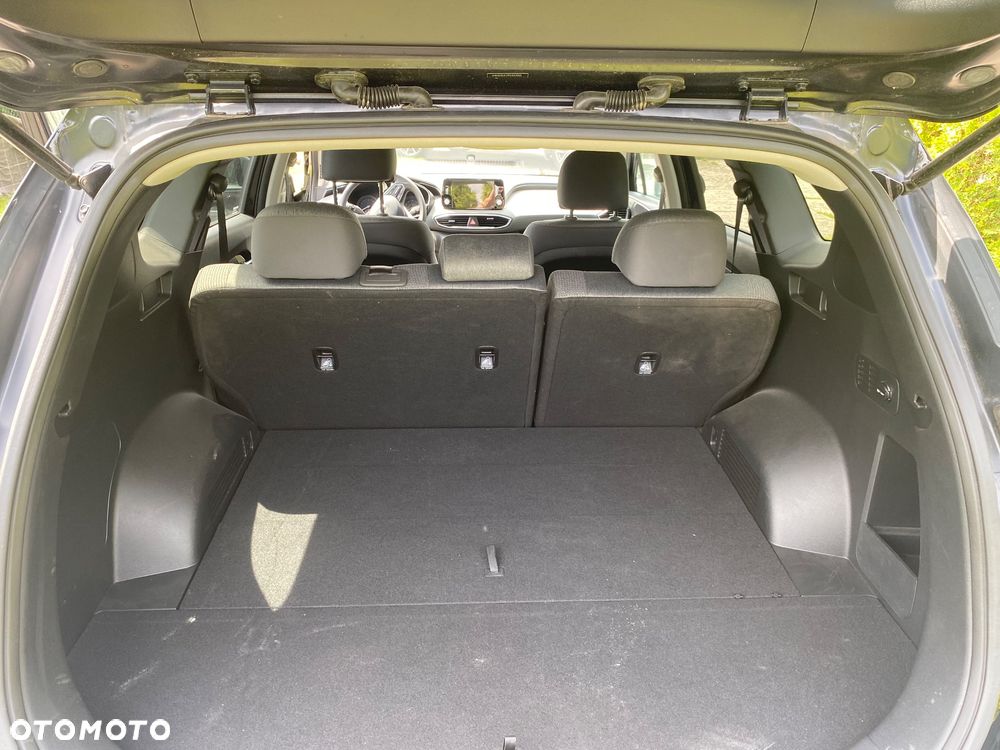 Hyundai Santa Fe - 8