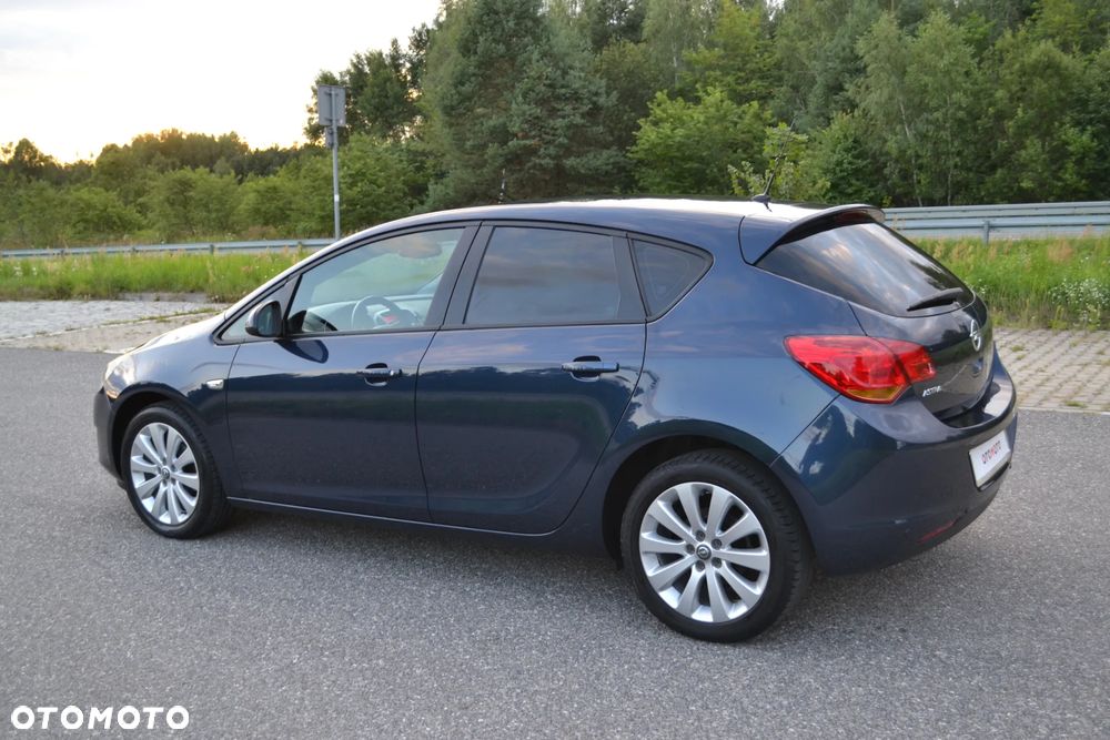 Opel Astra - 5