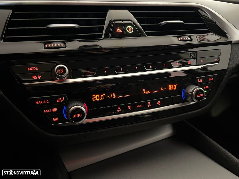 BMW 520 d Auto - 26