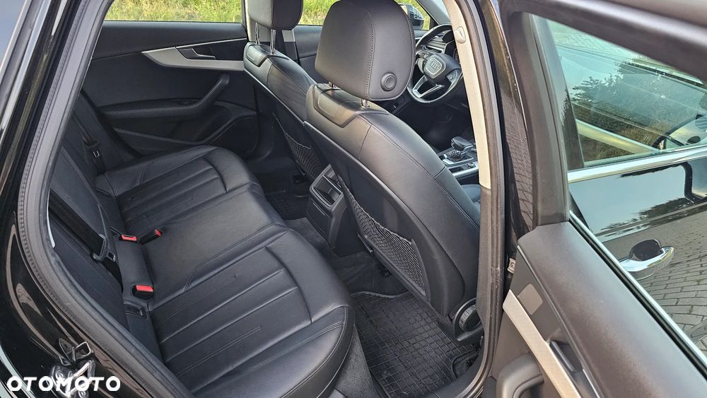 Audi A4 Avant 2.0 TDI ultra S tronic - 34