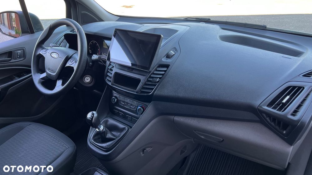 Ford Transit Connect - 13
