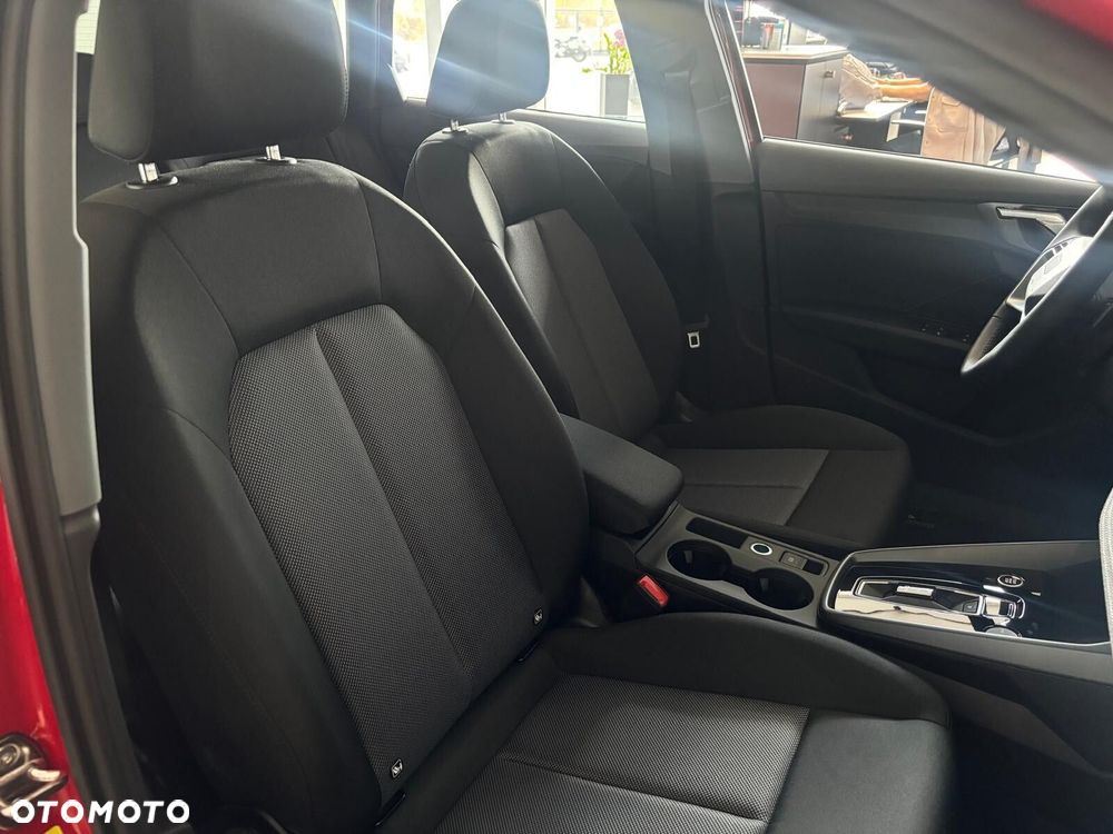 Audi A3 Sportback - 13