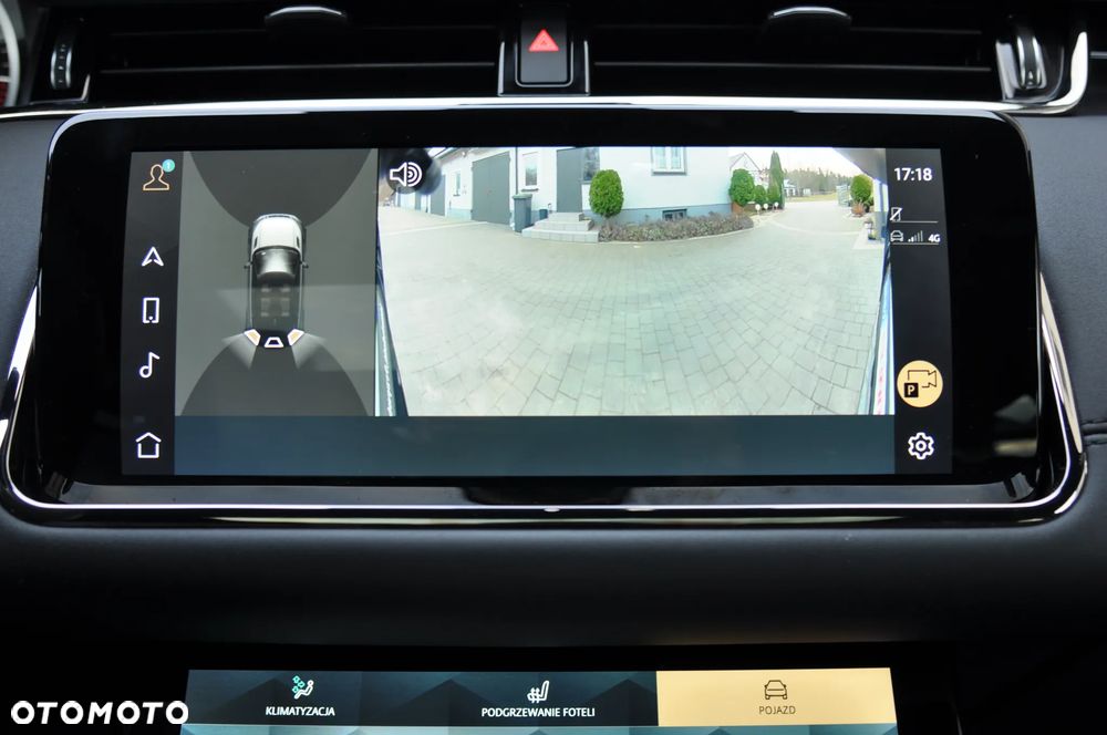 Land Rover Range Rover Evoque P200 R-Dynamic SE - 25