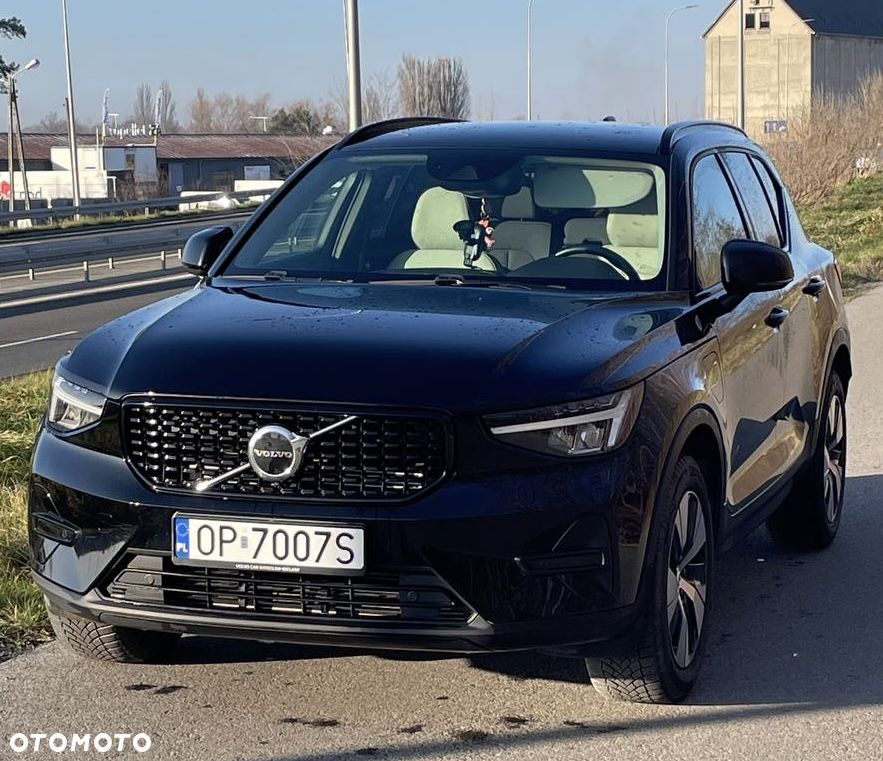 Volvo XC 40 T5 Plug-In Hybrid Plus Dark - 1