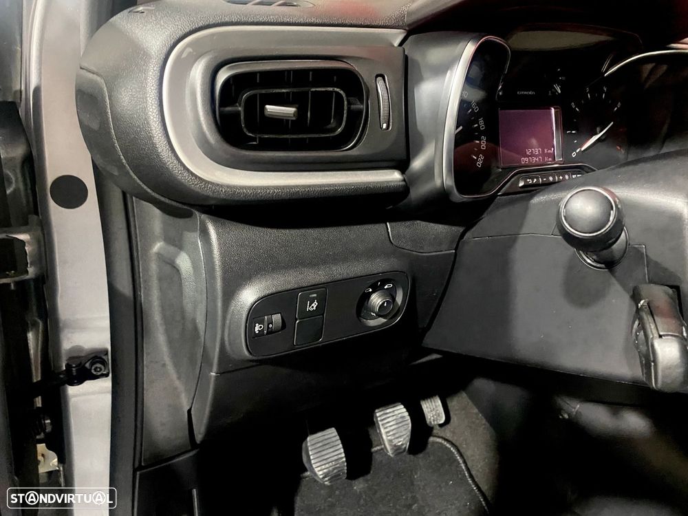 Citroën C3 1.2 PureTech Shine - 27