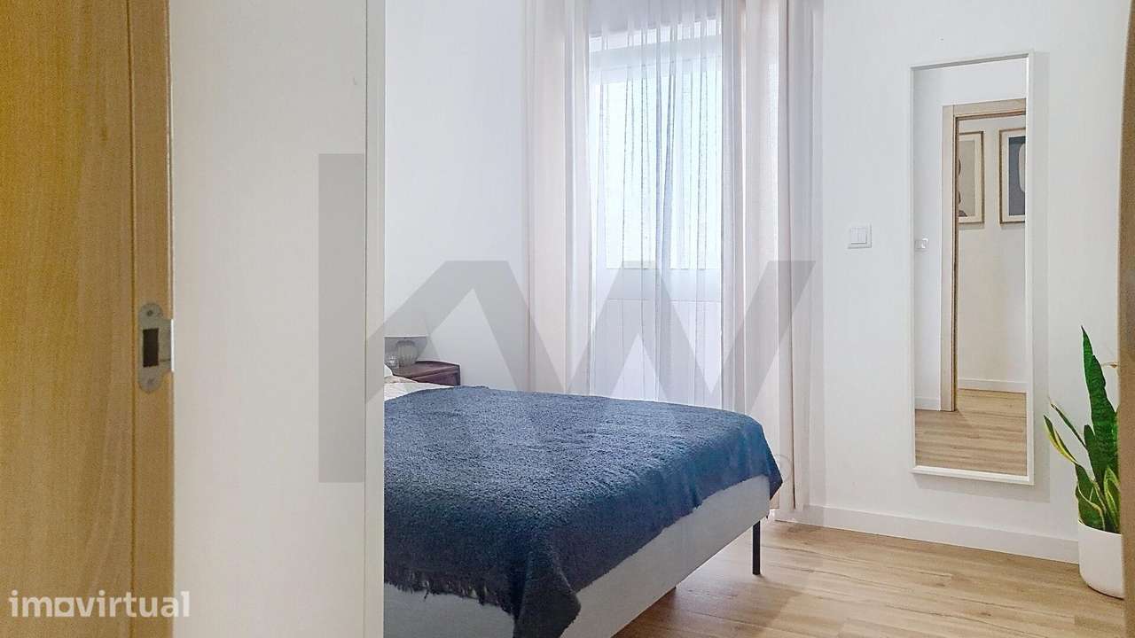 Esta é a casa onde a luz entra primeiro e as preocupações ficam à port - Grande imagem: 3/16
