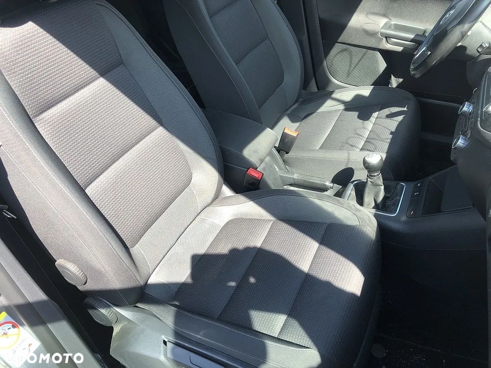 Volkswagen Golf Plus - 23