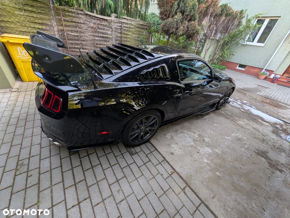 Ford Mustang 5.0 V8 GT Premium - 11