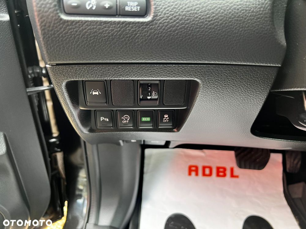 Nissan Qashqai 1.6 DCi Xtronic TEKNA - 18