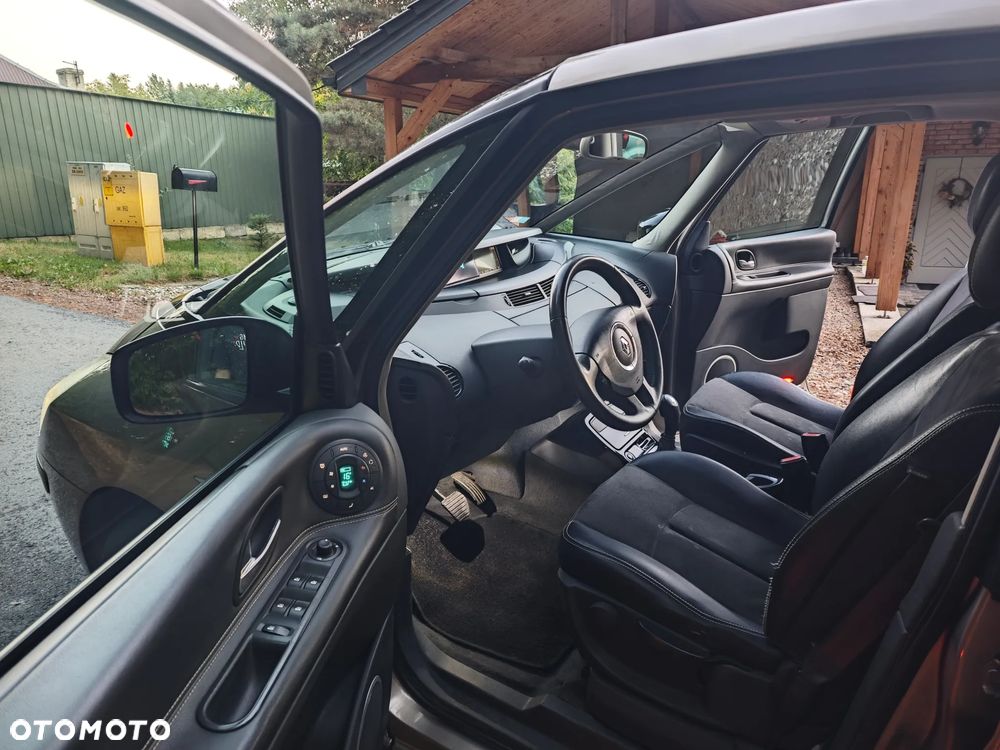 Renault Grand Espace 2.0 dCi 175 FAP Edition 25th - 11
