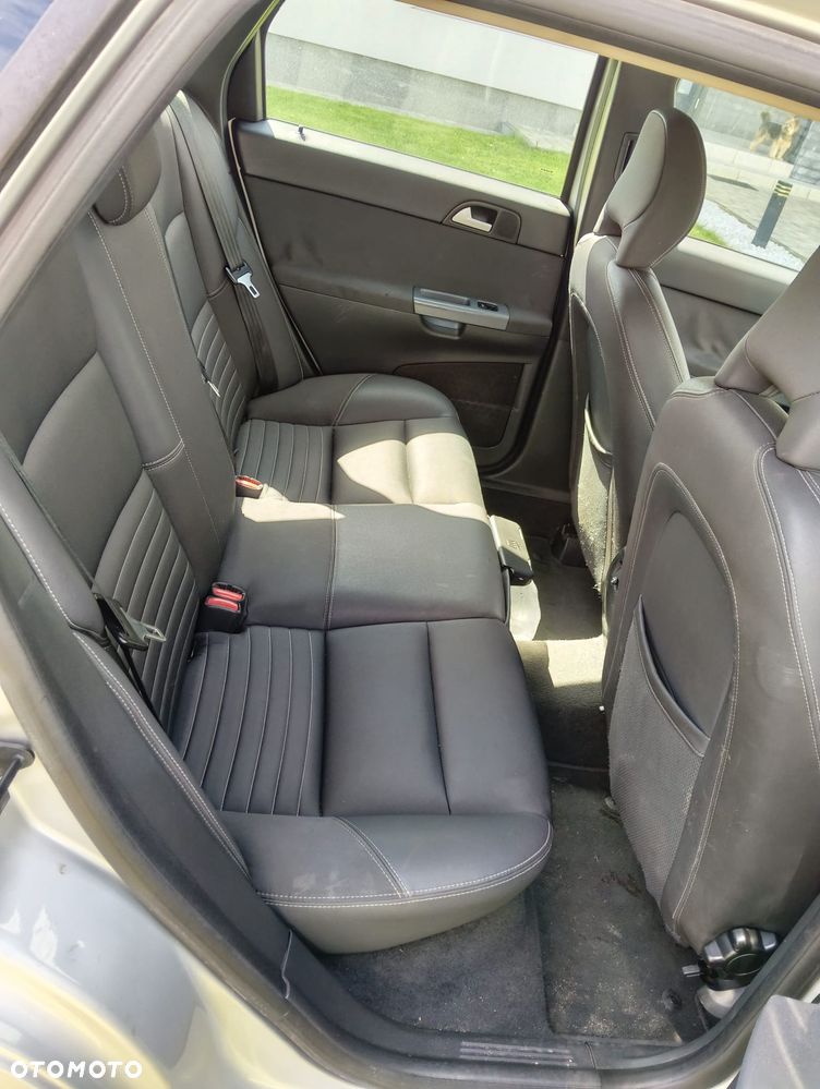 Volvo V50 2.0D - 11