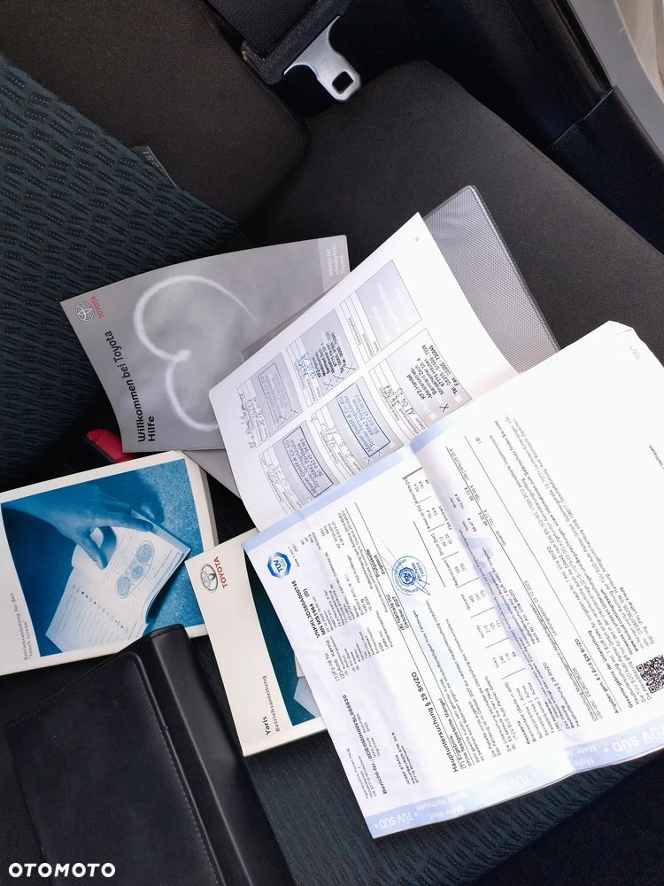 Toyota Yaris 1.0 VVT-i Launch Edition - 19