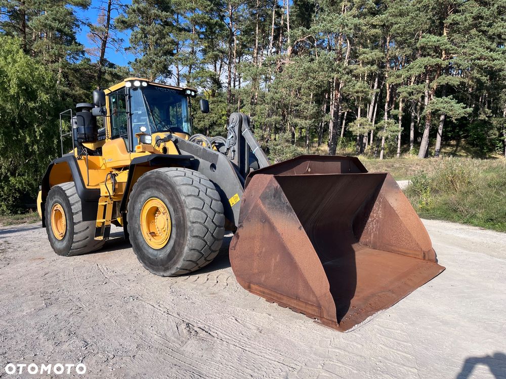Volvo L220H - 23