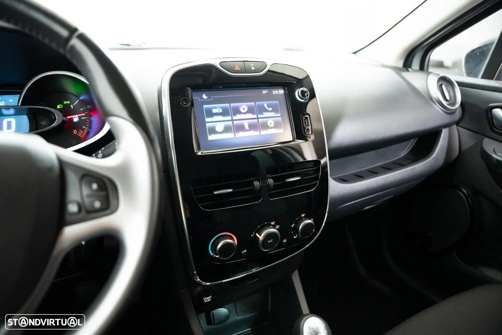 Renault Clio 0.9 TCe Limited - 17
