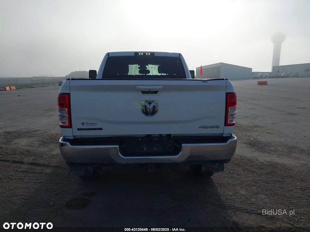 RAM 2500 - 11