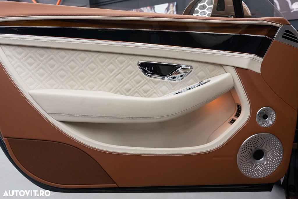 Bentley Continental New GT V8 - 38