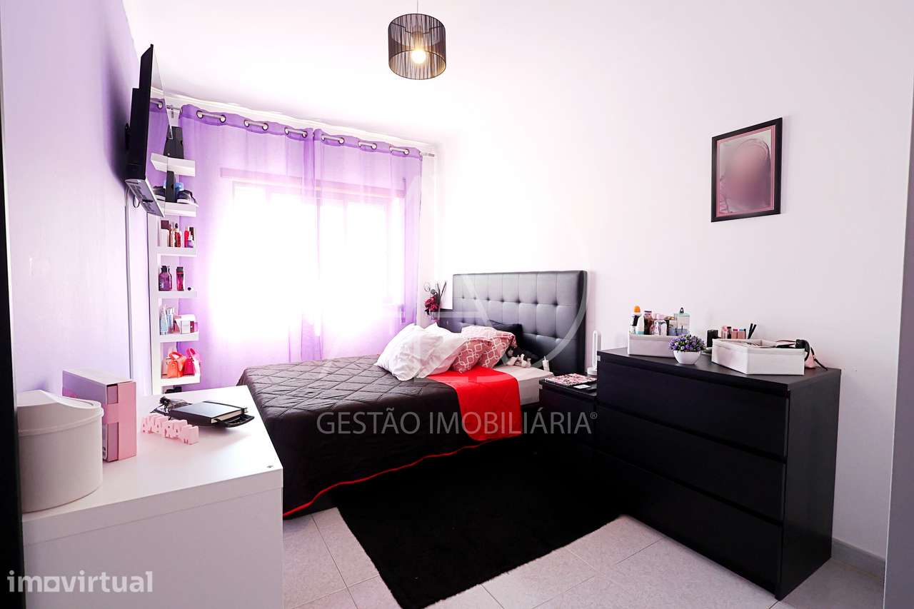 APARTAMENTO T2 REMODELADO - Grande imagem: 4/15