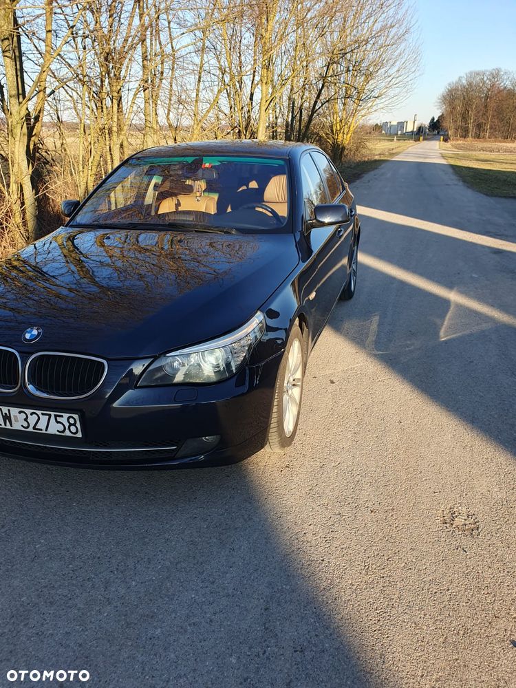 BMW Seria 5 525xi Edition Exclusive - 32