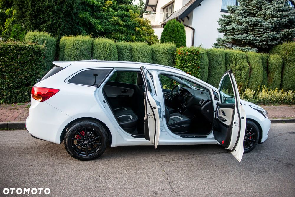 Kia Ceed 1.6 GDI DCT Platinum Edition - 8