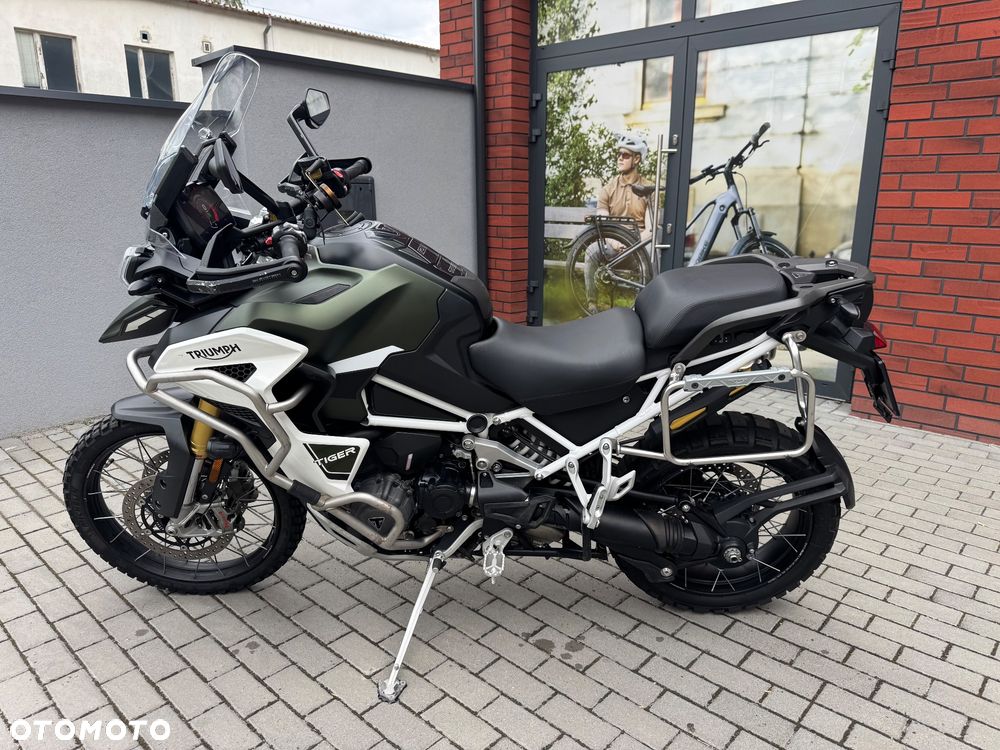 Triumph Tiger - 2
