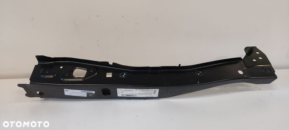 Fartuch prawy Mercedes E Klasa 213 nowy oem - 1