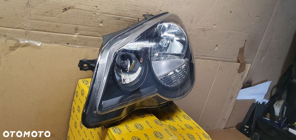Lampa lewy przód przednia lewa VW Polo IV 9N Nowa TYC 1EE247019221 - 5