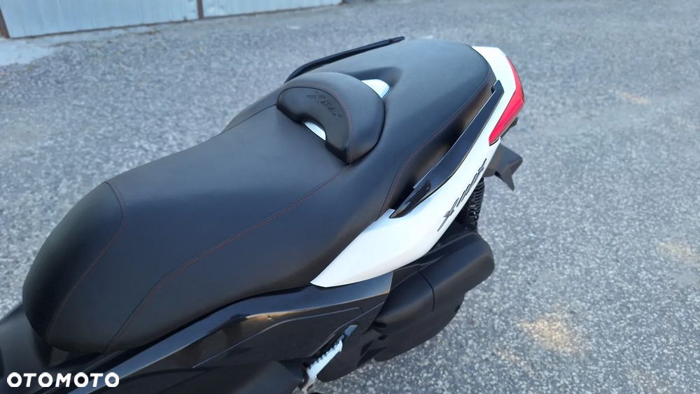 Yamaha X-max - 7