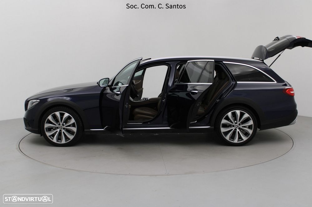 Mercedes-Benz E 220 d 4-Matic All Terrain Avantgarde - 9