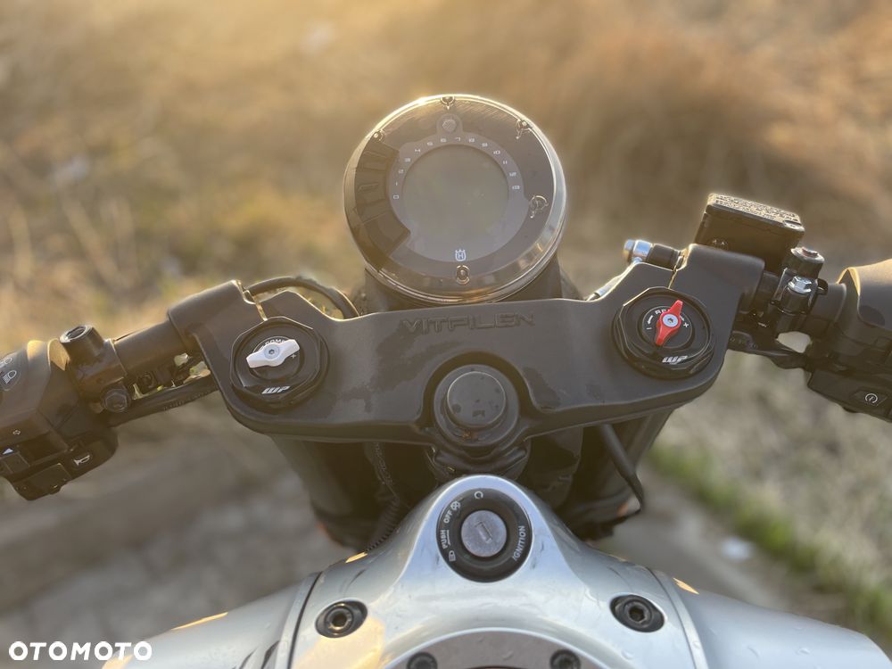 Husqvarna Vitpilen - 10