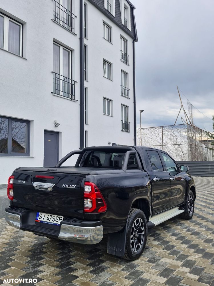 Toyota Hilux 2.8D 204CP 4x4 Double Cab AT Executive - 17