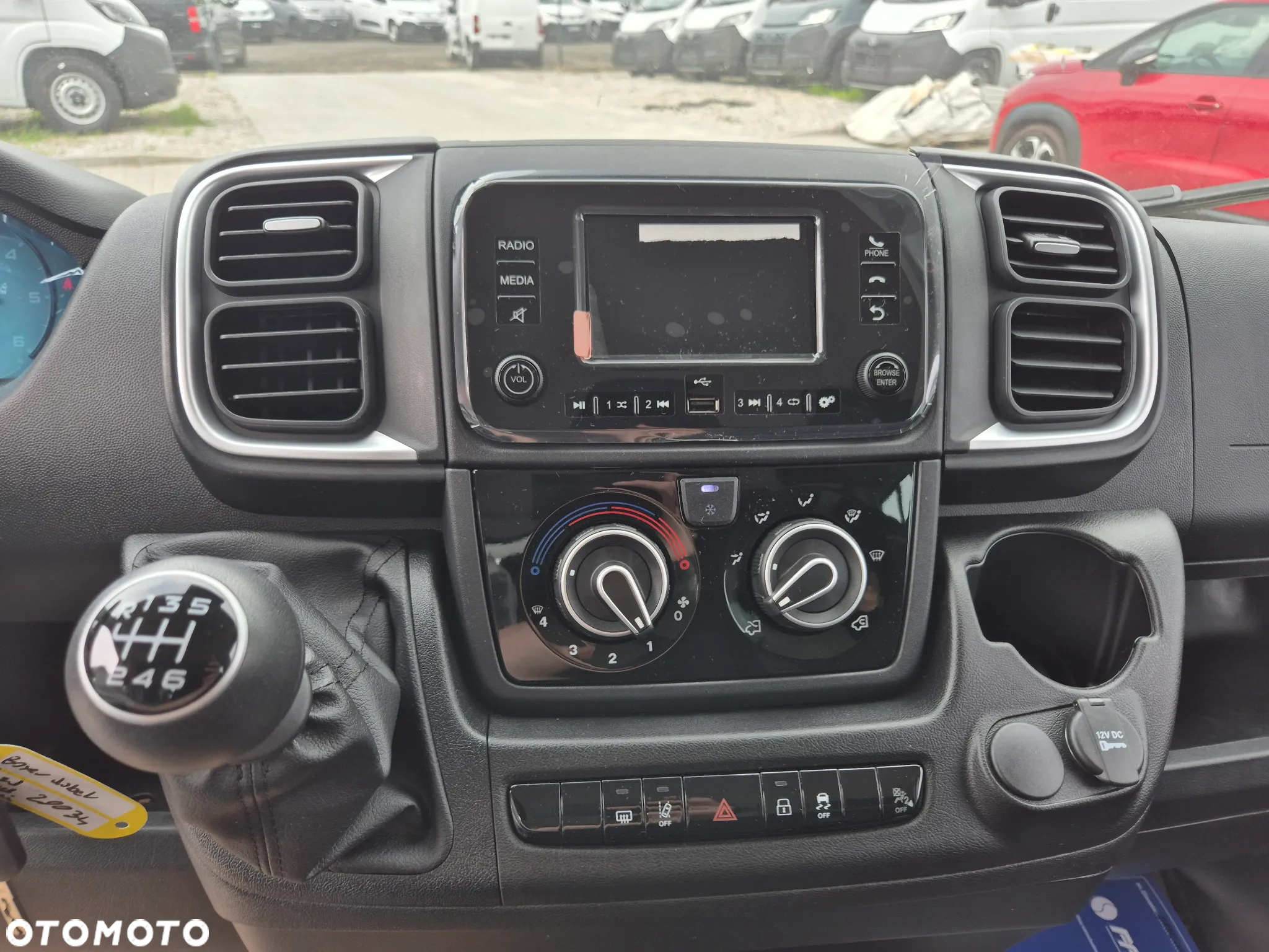 Peugeot Boxer Podwójna Kabina DOKA 7 miejsc L3 2.2 140KM 3.5t Skrzynia 3.6 x 2.1 - 17