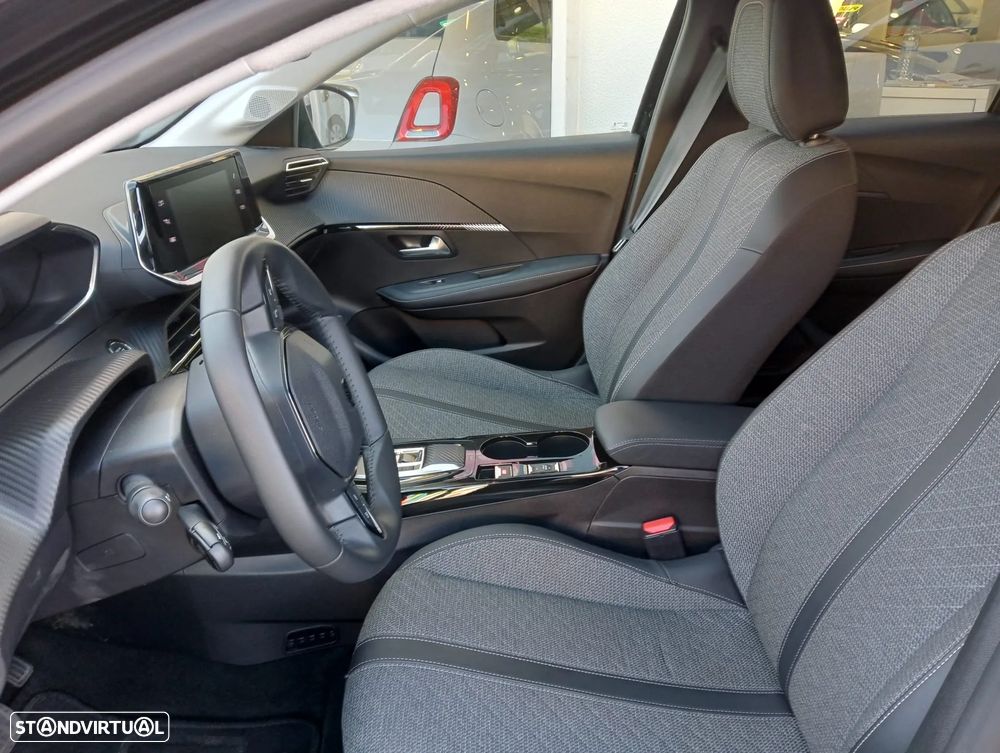 Peugeot e-208 50 kWh Allure - 17