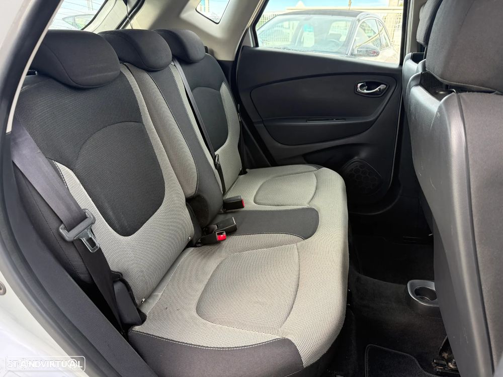 Renault Captur 1.5 dCi Exclusive - 21