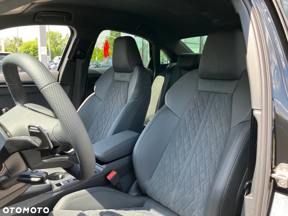 Audi RS3 Limousine - 18