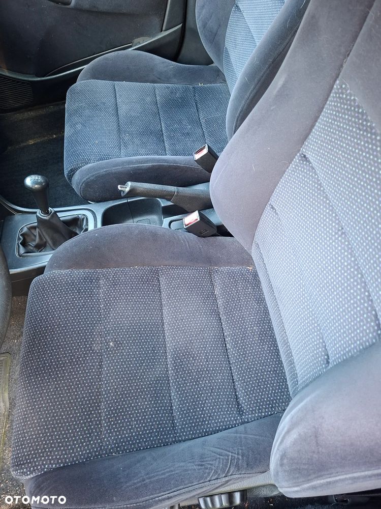 Honda Civic 1.4i S - 17