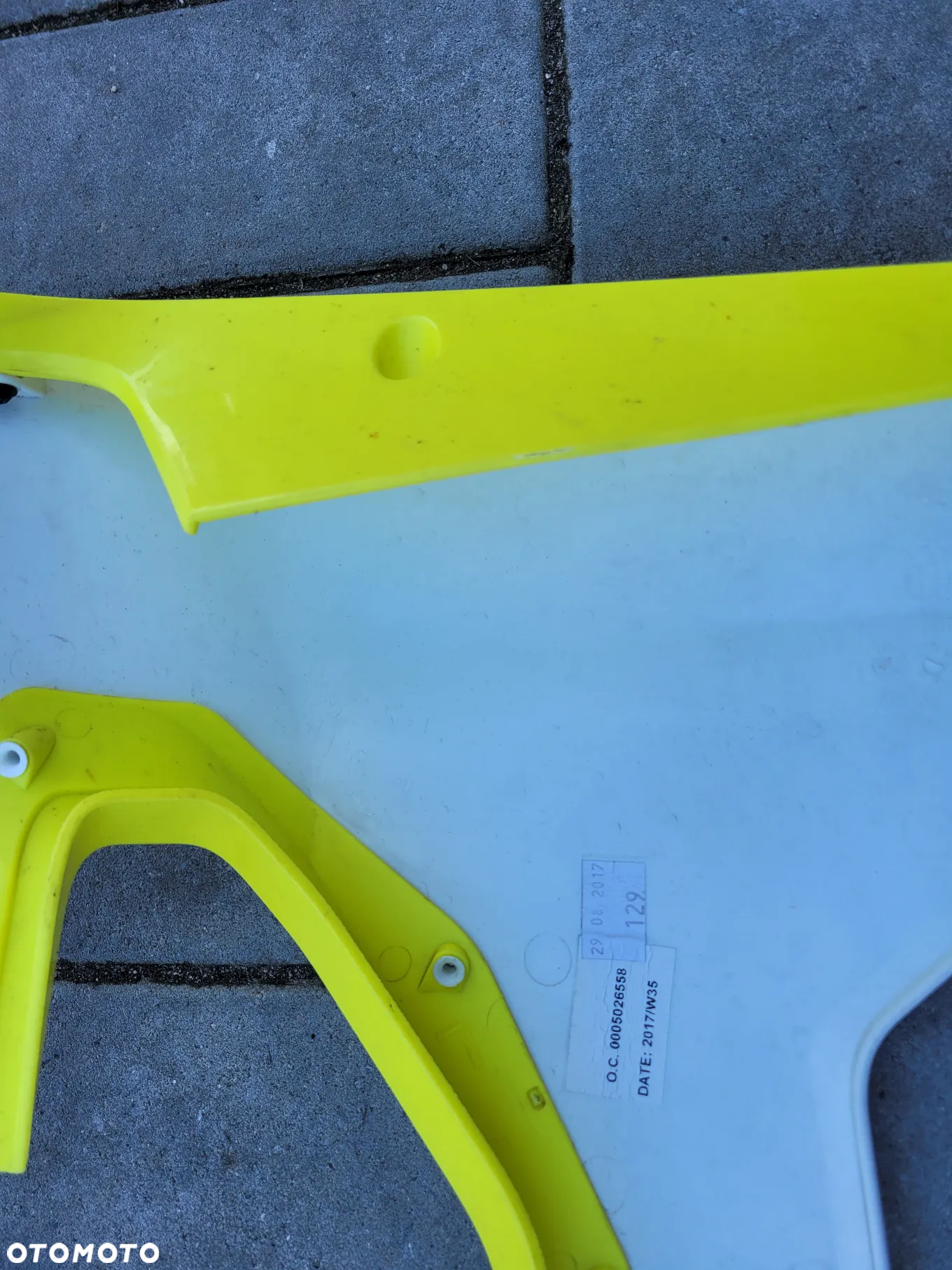 Owiewka, osłona, bok, boczek Husqvarna 701 SM - 12