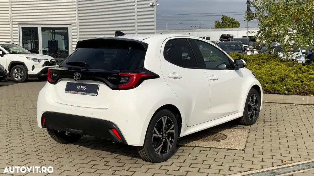 Toyota Yaris - 24