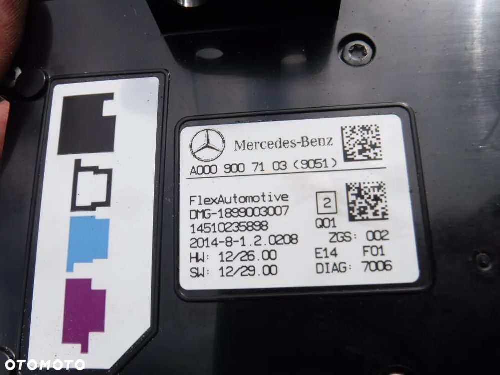 Mercedes CLA W117  lampka schowek podsufitki A0009007103 panorama - 2