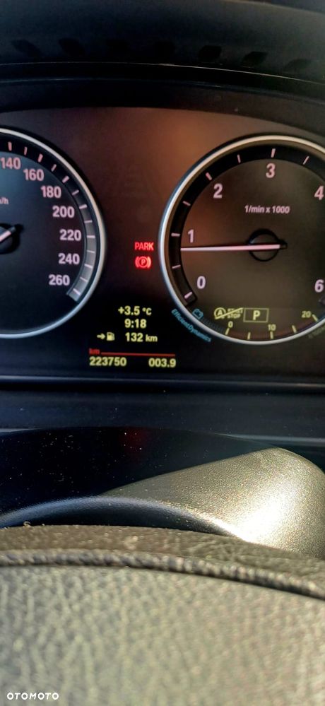 BMW Seria 5 520d Luxury Line - 24