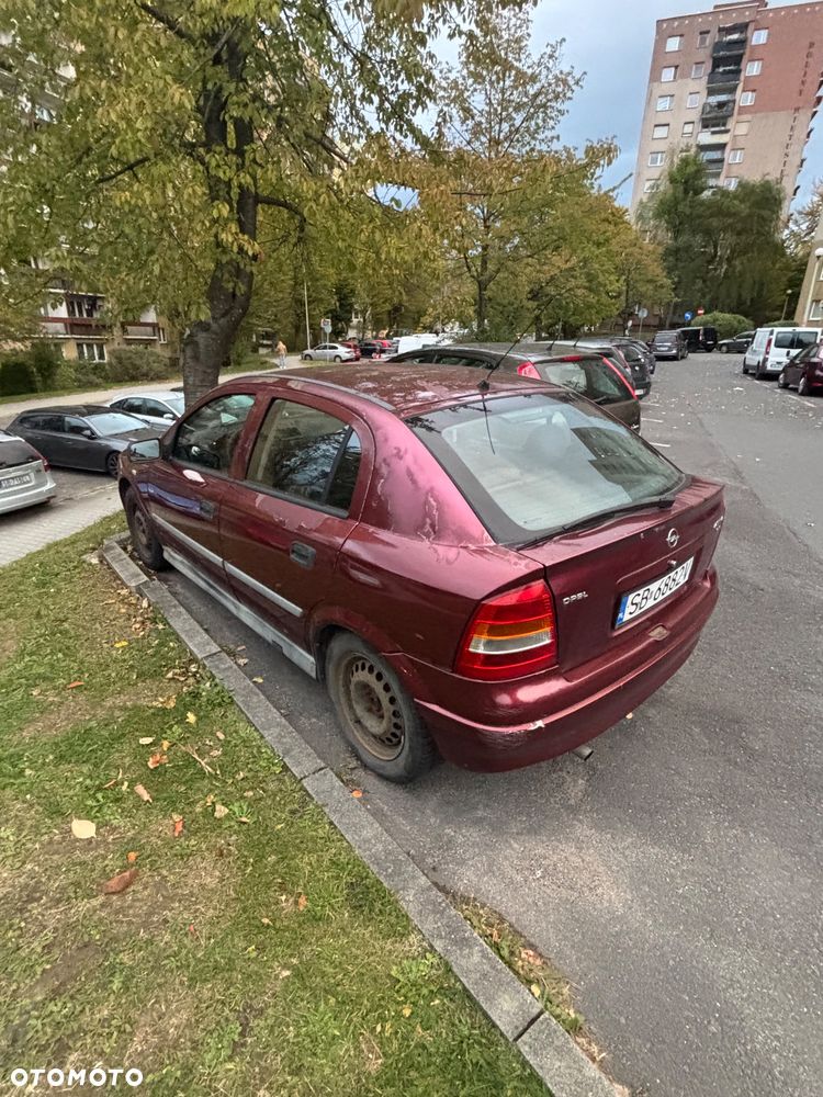 Opel Astra 1.6 - 2