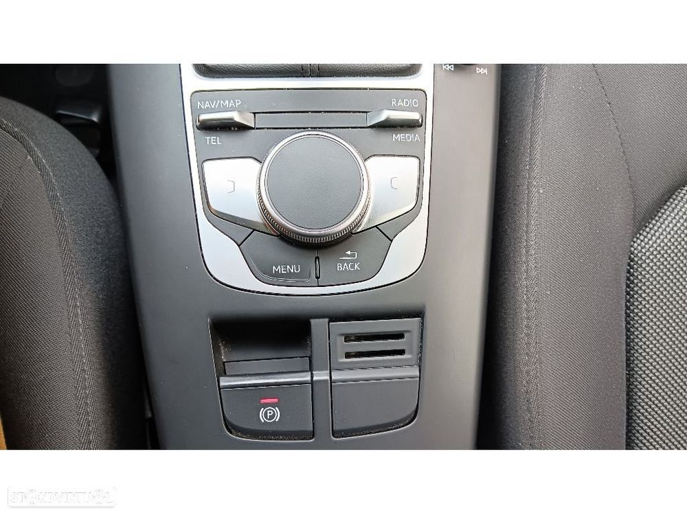 Audi A3 Sportback 30 TDI - 16