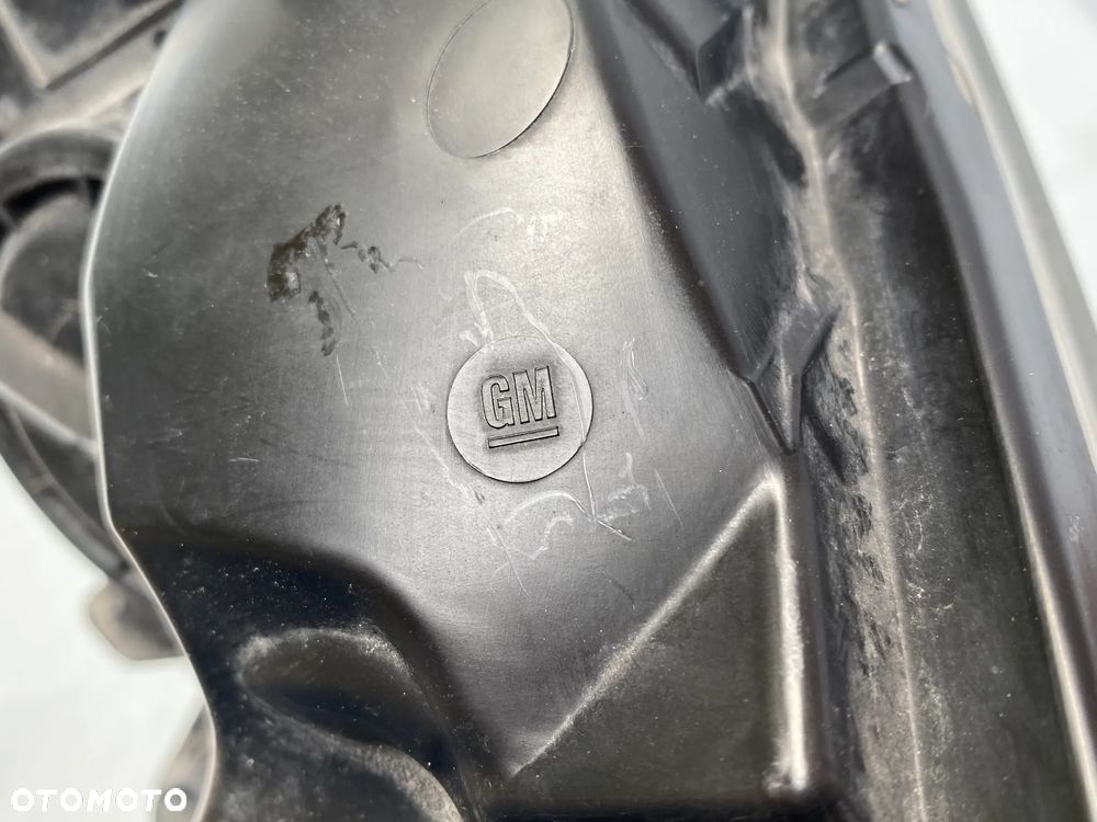 lampa astra j IV prawa eu cała - 5