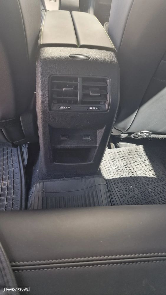 Peugeot 308 SW 1.6 Hybrid GT Pack e-EAT8 - 13