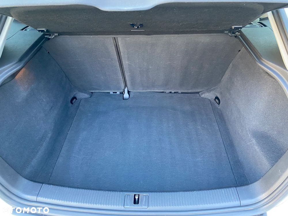 Audi A3 Sportback 1.4 TFSI Ambiente - 37