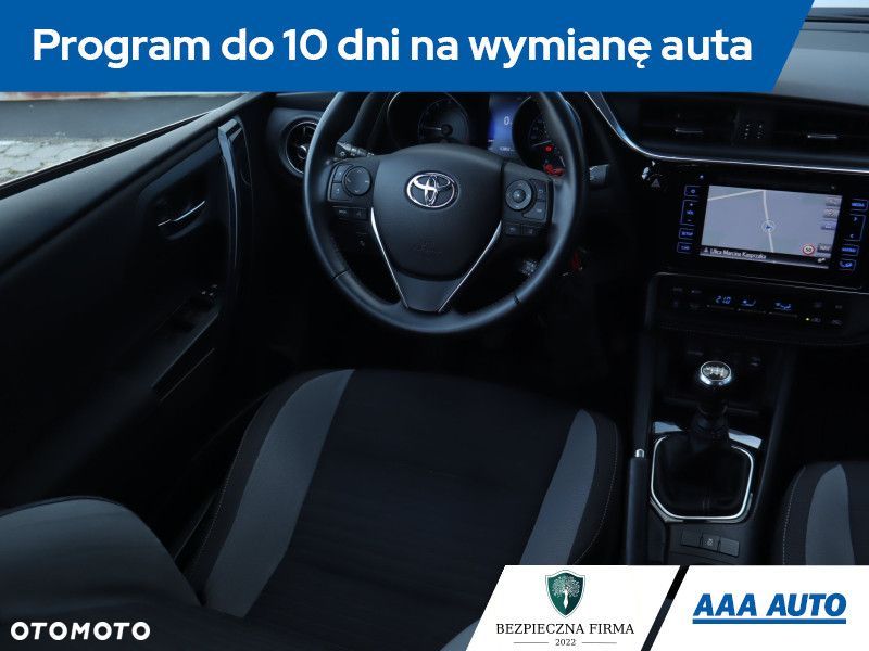 Toyota Auris - 9