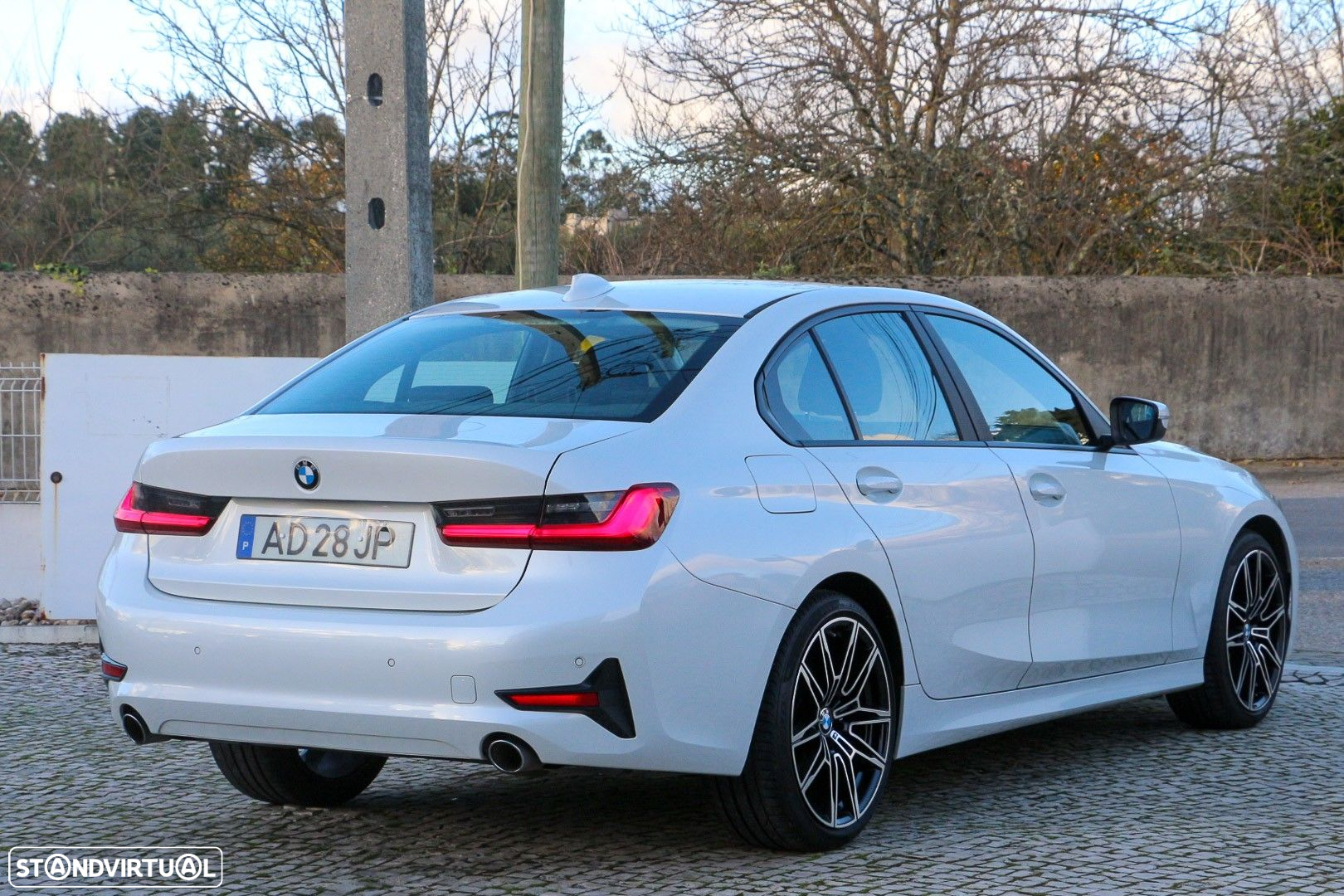 BMW 318 d Auto - 3