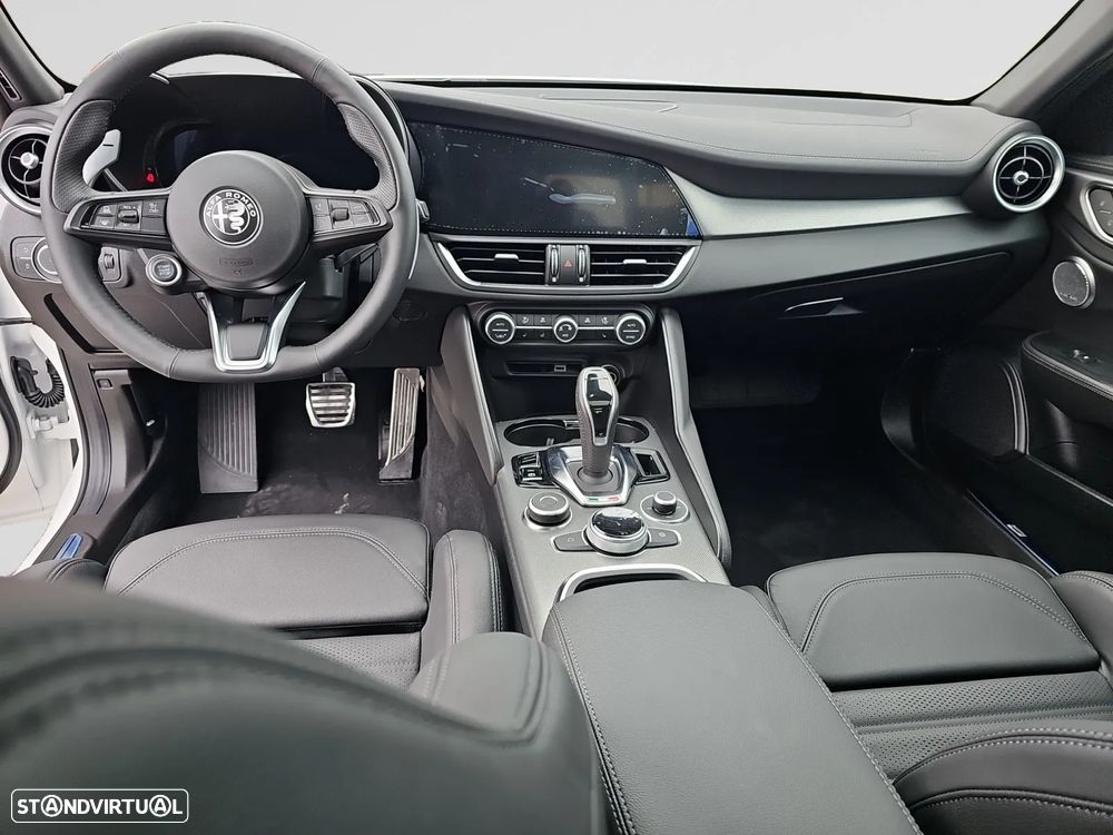 Alfa Romeo Giulia 2.2 D Veloce Q4 AT8 - 11