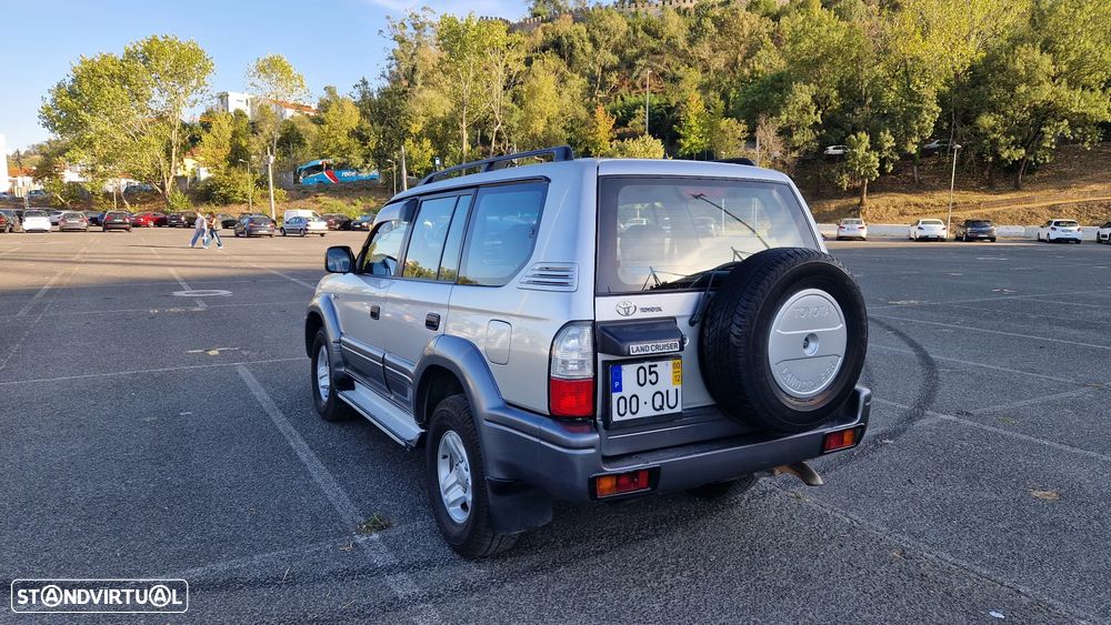 Toyota Land Cruiser 3.0 D-4D - 8