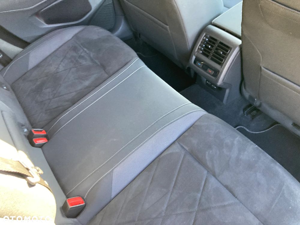 Volkswagen Golf 1.5 eTSI OPF DSG Style - 19