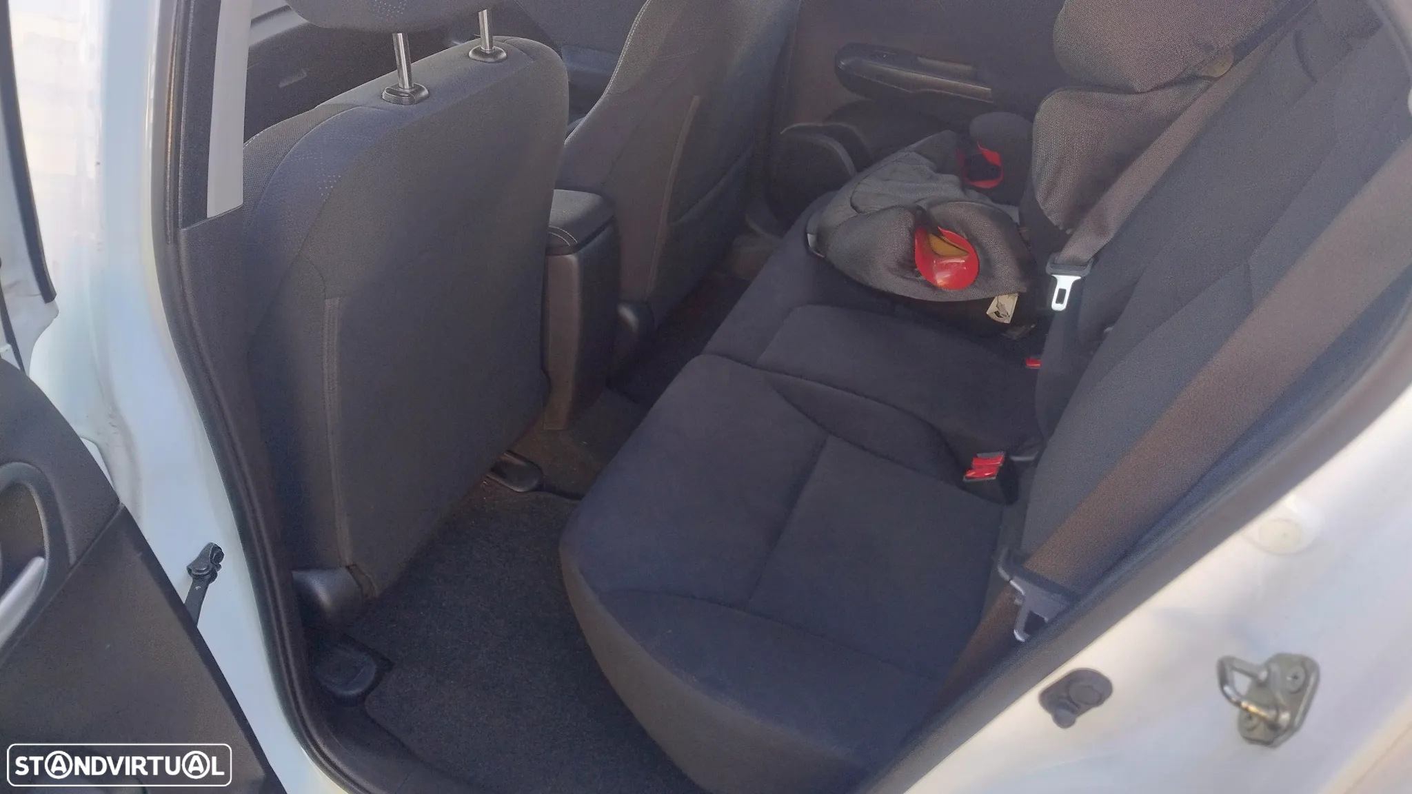 Honda Civic Tourer 1.6 i-DTEC Comfort - 17
